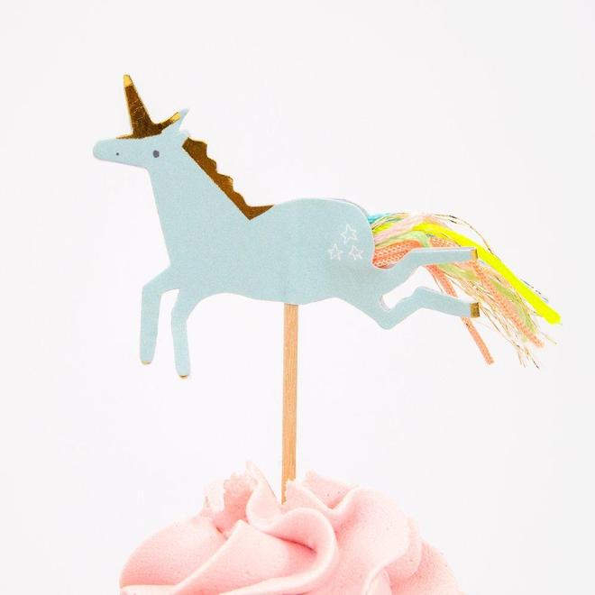 I Believe in Unicorns Cupcake Kit - Kit for 24 pieces